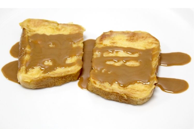 Torrijas al horno con salsa de dulce de leche